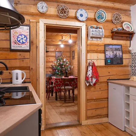 Pod Lasem Z Balia I Sauna ミシレニツェ