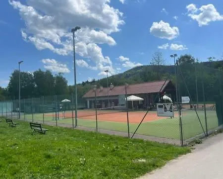 別荘 Pod Lasem Z Balia I Sauna ミシレニツェ