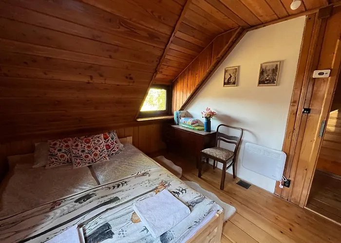 Pod Lasem Z Balia I Sauna מישלניצה